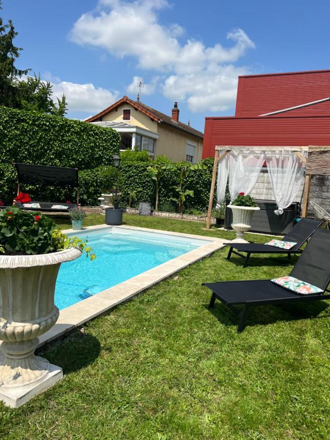 L'Escale Chambres Et Table D'Hotes Verdun-sur-le-Doubs ภายนอก รูปภาพ