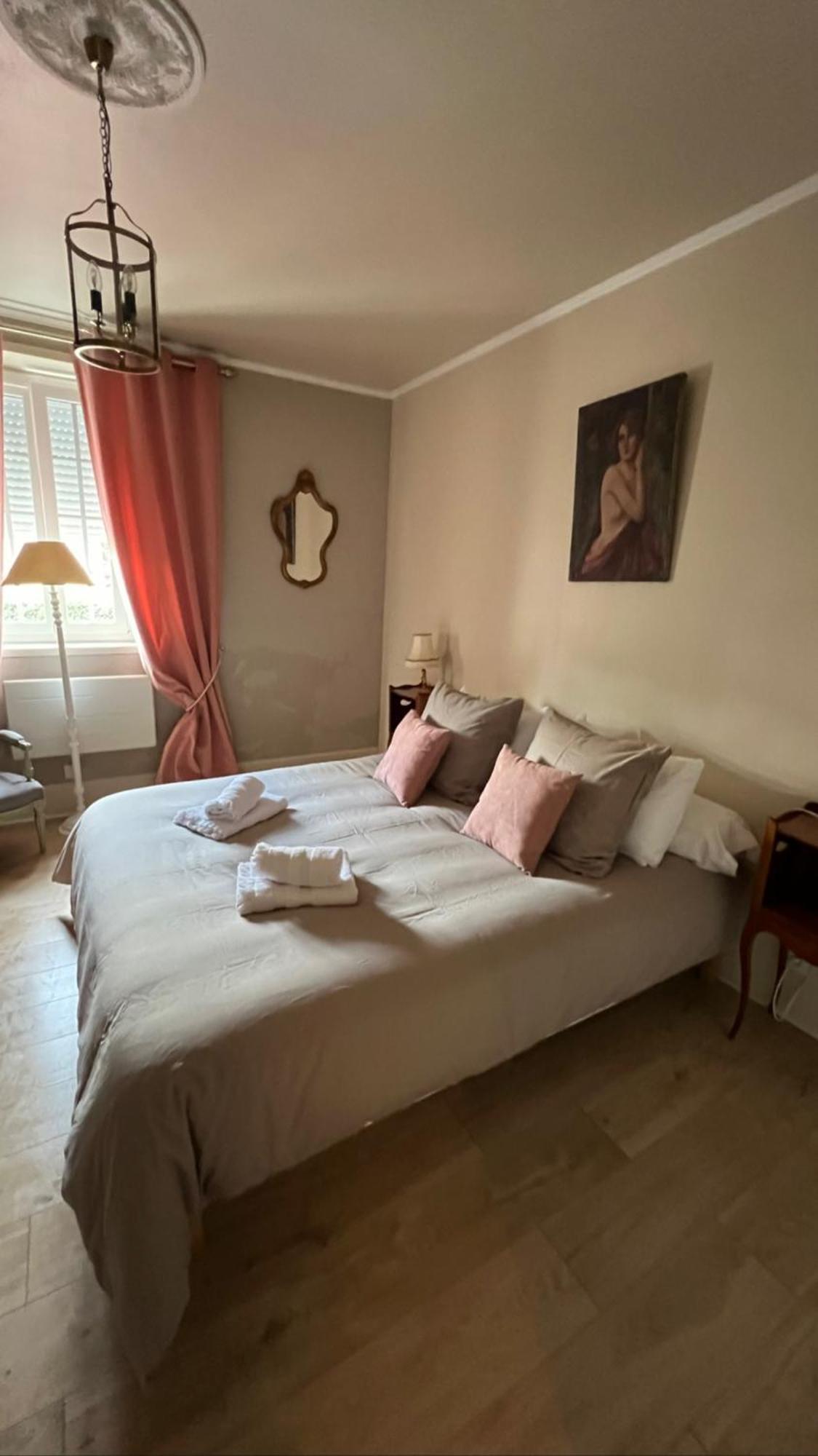 L'Escale Chambres Et Table D'Hotes Verdun-sur-le-Doubs ภายนอก รูปภาพ